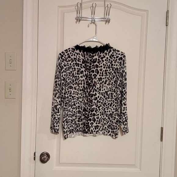 Leopard Print Ruffle Cardigan - Picture 3 of 3